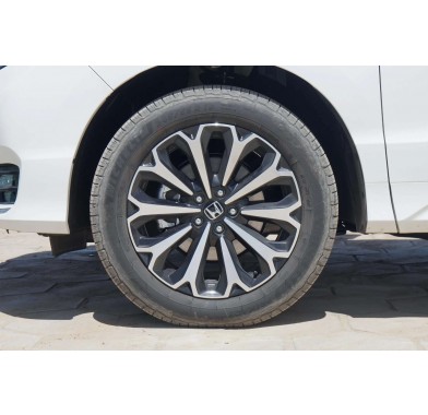 Honda UR-V 2.0T - 10136