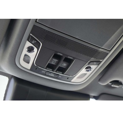 Honda UR-V 2.0T - 10736