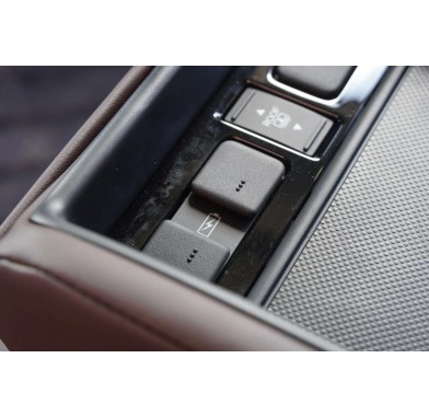 Honda UR-V 2.0T - 10892