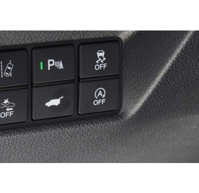 Honda UR-V 2.0T - 10490